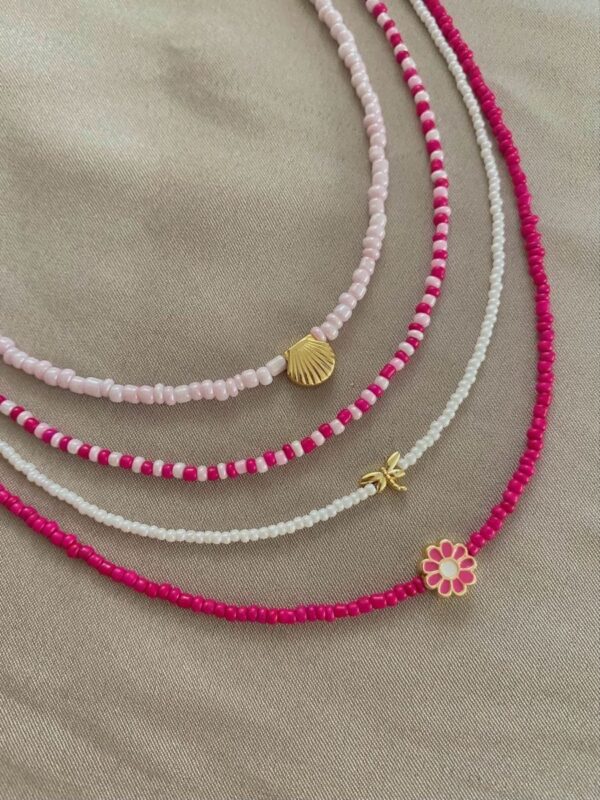 BEADS NECKLACE